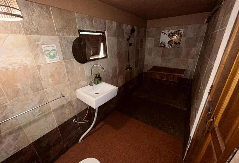 Бунгало Deluxe, Khao Sok Paradise Resort