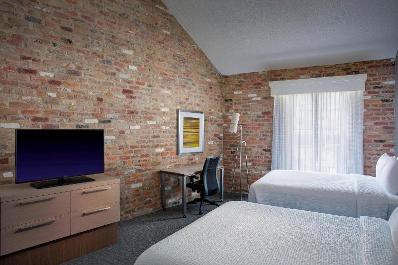 سوییت, Courtyard By Marriott New Orleans Warehouse Arts District