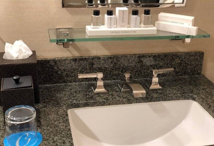 行政套房, Cupertino