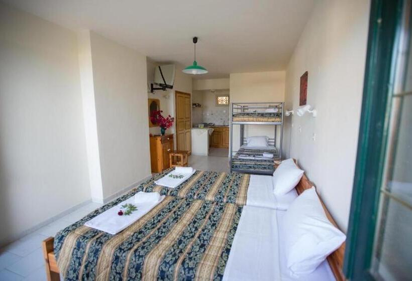 スタンダード４人部屋, Avra Sea View Paradise Pool Apartments