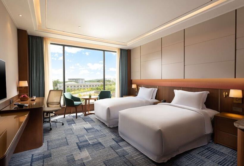 이그제큐티브 룸, Hilton Clark Sun Valley Resort