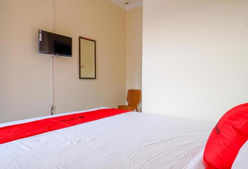 Номер Стандарт, Reddoorz Near Gor Satria 3