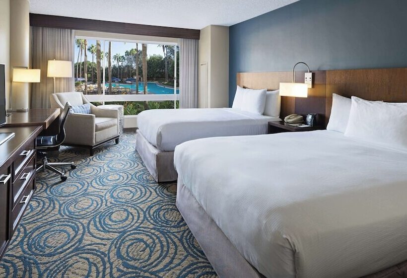 プールビュースタンダードルーム, Doubletree By Hilton San Diego   Del Mar