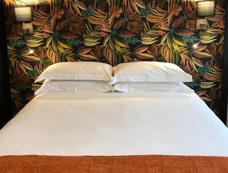 Номер Стандарт, Onomo Hotel Foreshore