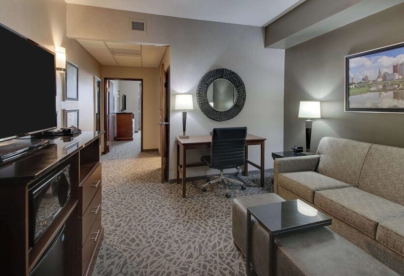 身障者適用スイートルーム, Drury Plaza Hotel Savannah Pooler