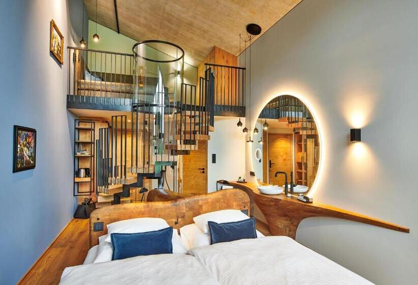 Люкс, Boutique Hotel Lartor