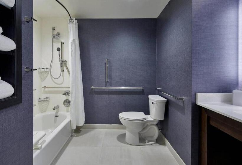 스탠다드 스튜디오 킹침대, Residence Inn By Marriott Albany Airport