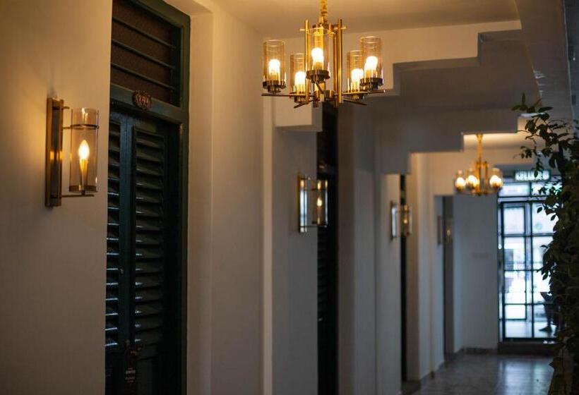 Номер Стандарт, Eastern Hotel Georgetown