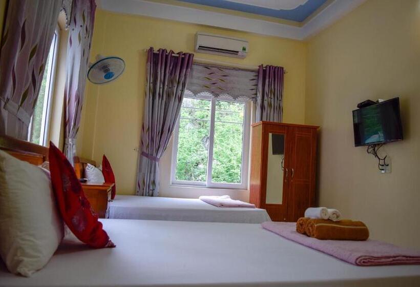 Deluxe Room Mountain View, Phong Nha Orient Homestay