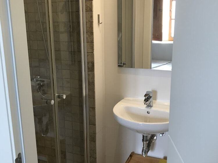 ルームシェアのワンベッド, Albergue Gran Canaria