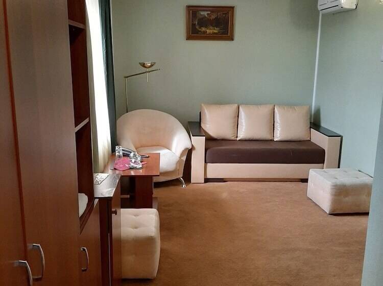 סוויטה, Stara Vezha