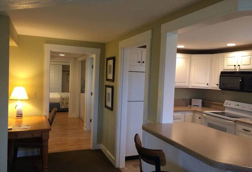 سوییت, Glen Cove Inn & Suites Rockport