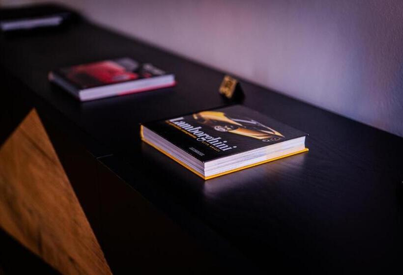 سوییت لوکس, Old Town   Boutique Rooms