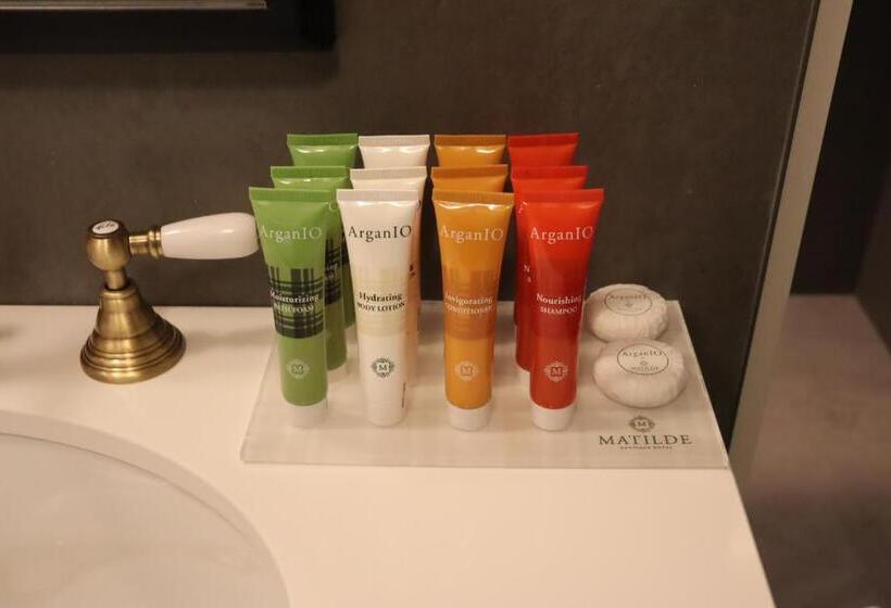 سوییت جونیور, Matilde Boutique