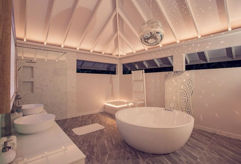 プール付き１ベッドルームヴィラ, The Standard, Huruvalhi Maldives