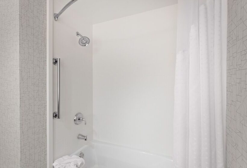 StandaardKamer, Holiday Inn Express & Suites Oakland   Airport, An Ihg