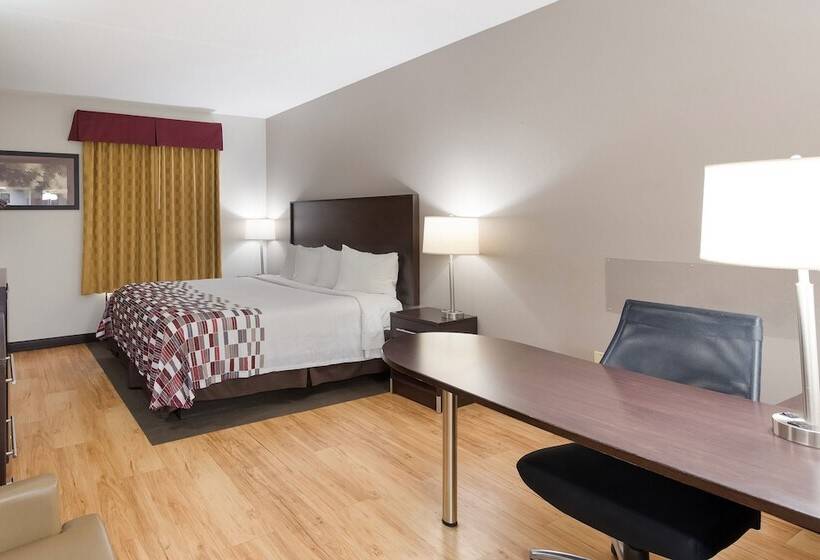 Номер Superior, Red Roof Inn & Suites Columbus  West Broad