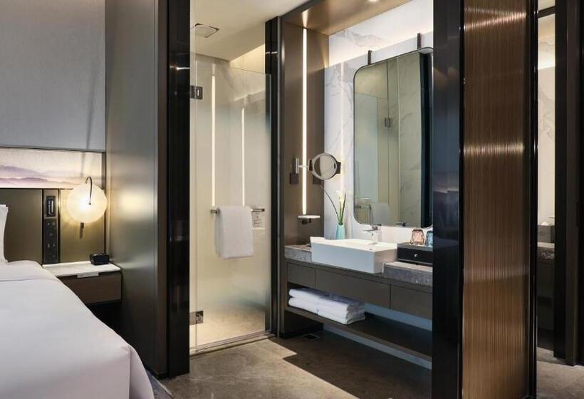 标准间, Crowne Plaza Wuhan Development Zone, An Ihg