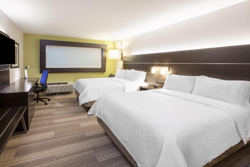 장애인을 위한 스탠다드 룸, Holiday Inn Express & Suites   St Peters, An Ihg