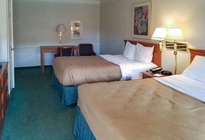 Номер Стандарт 2 Двуспальные Кровати, Quality Inn Aurora Denver
