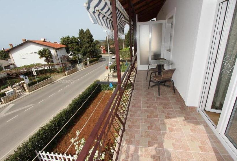 Monolocale Comfort Vista Mare, Apartments Eva
