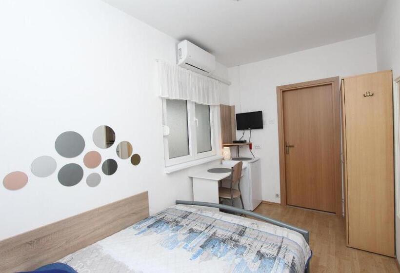 Camera Standard Individuale, Apartments Eva