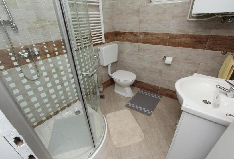 Appartamento 1 Camera da letto con Terrazza Vista Mare, Apartments Eva