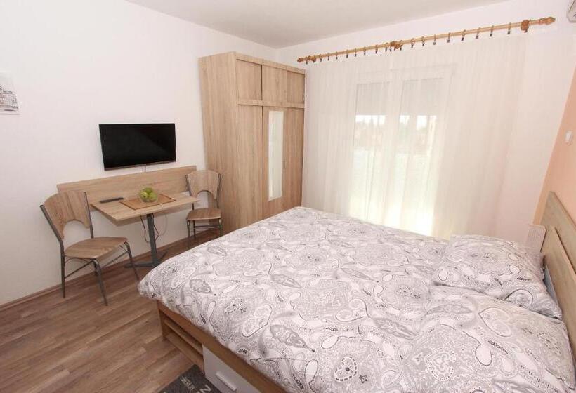 Monolocale Standard Vista Mare con Balcone, Apartments Eva