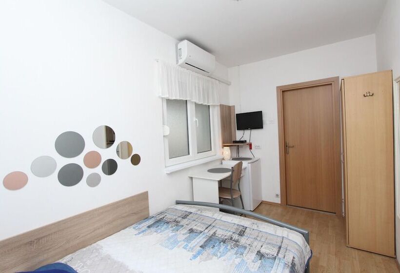 Camera Standard Individuale, Apartments Eva
