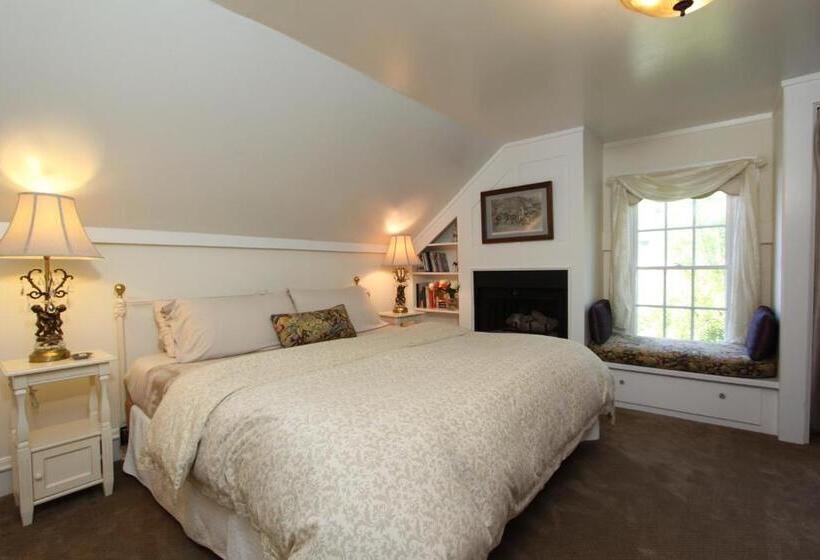 스탠다드 룸 킹사이즈 침대, Olallieberry Inn Bed And Breakfast