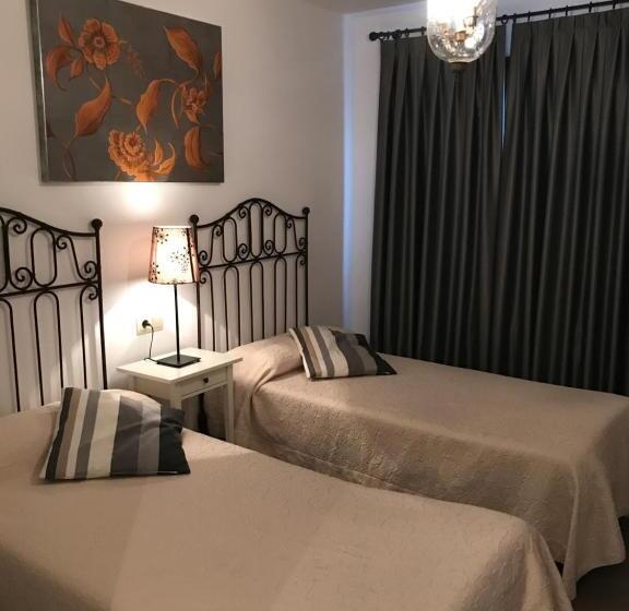 Дом 4 Спальни, Casa Campo