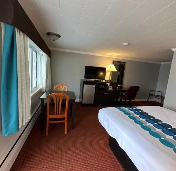 اتاق استاندارد, Rodeway Inn Orleans  Cape Cod