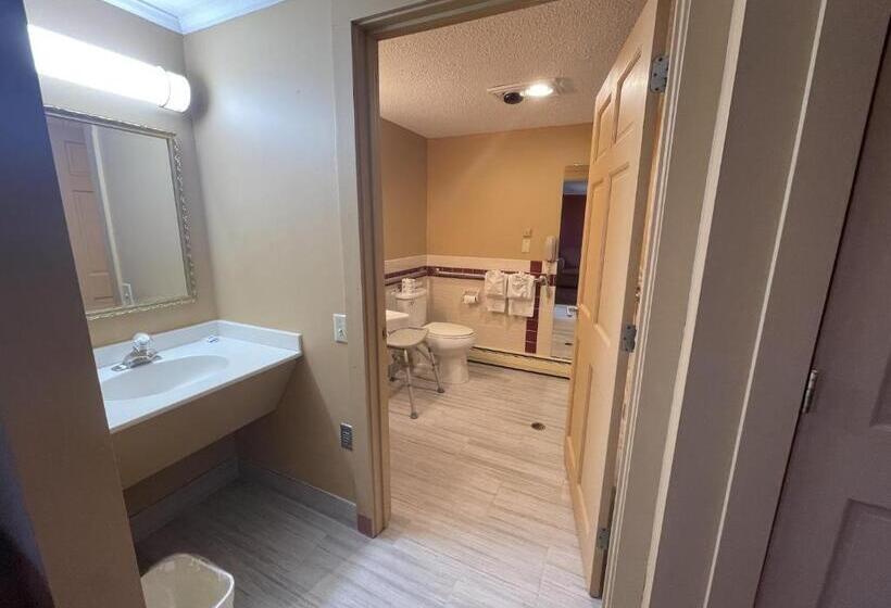 اتاق استاندارد برای معلولان, Rodeway Inn Orleans  Cape Cod