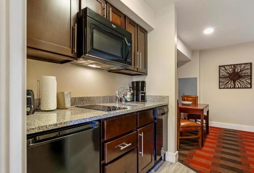 סוויטה דלוקס, Polynesian Hotel & Suites Wisconsin Dells/lake Delton