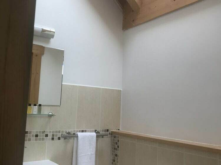 חדר דלוקס, Pandy B&b
