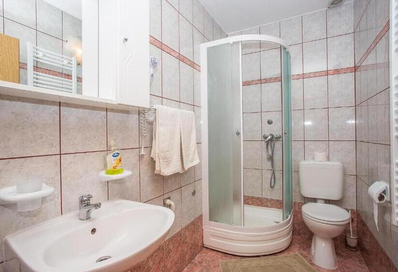 آپارتمان 1 خوابه, Apartments Bionda