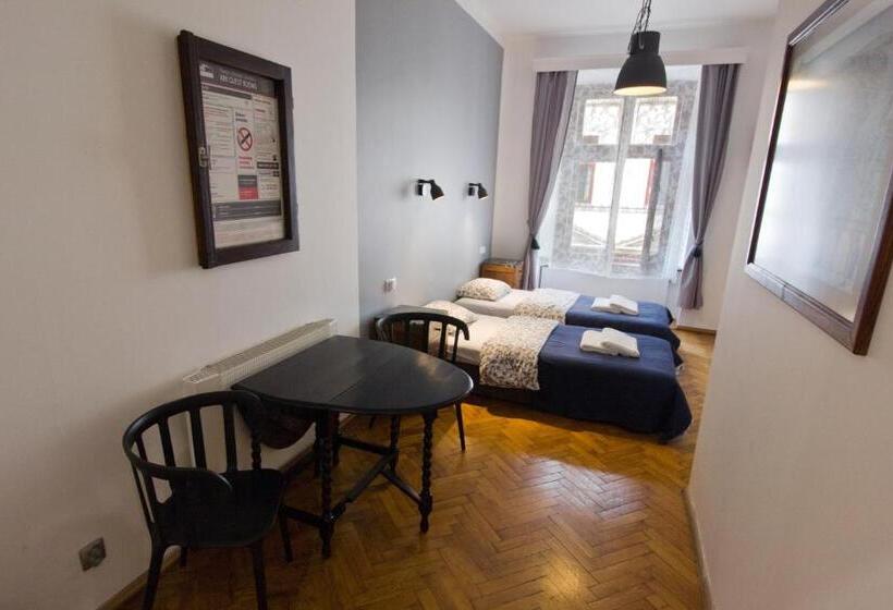 Quarto standard, Pokoje Gościnne św. Anny