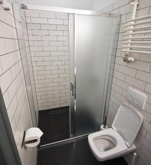 Quarto deluxe, Pokoje Gościnne św. Anny