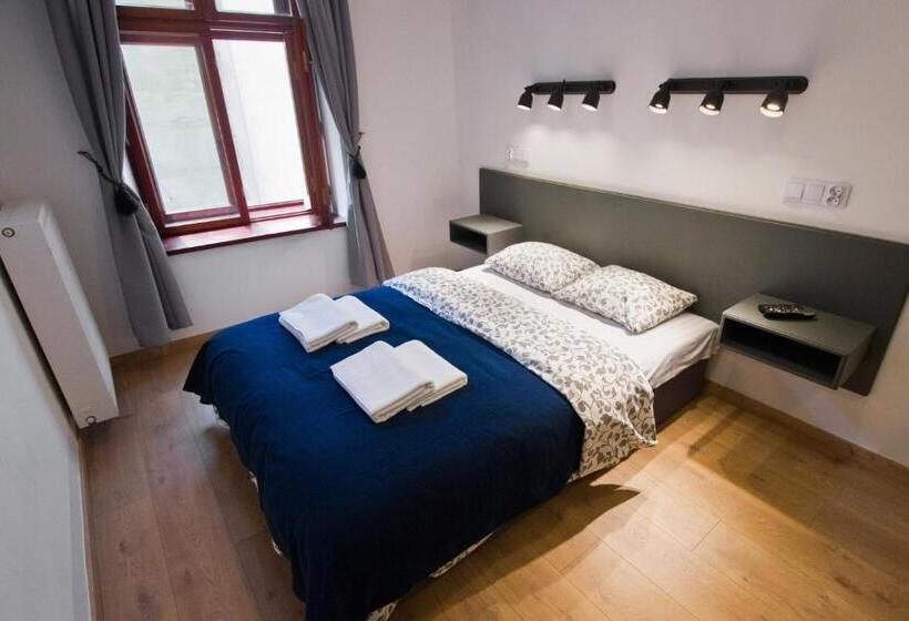 Quarto clássico, Pokoje Gościnne św. Anny