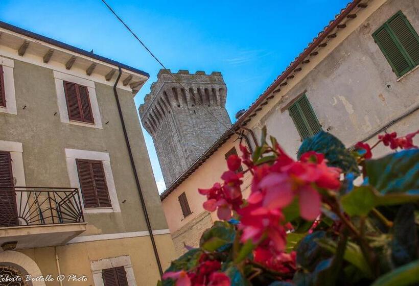 آپارتمان 1 خوابه با بالکن, Torre Della Botonta