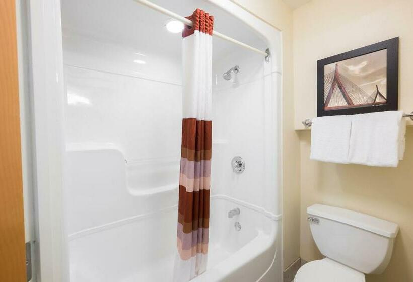 Номер Deluxe, Red Roof Inn Plus+ Austin South