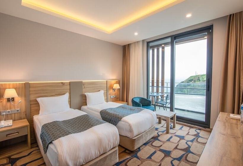 اتاق لوکس با چشم‌انداز دریا, Blue Mudanya