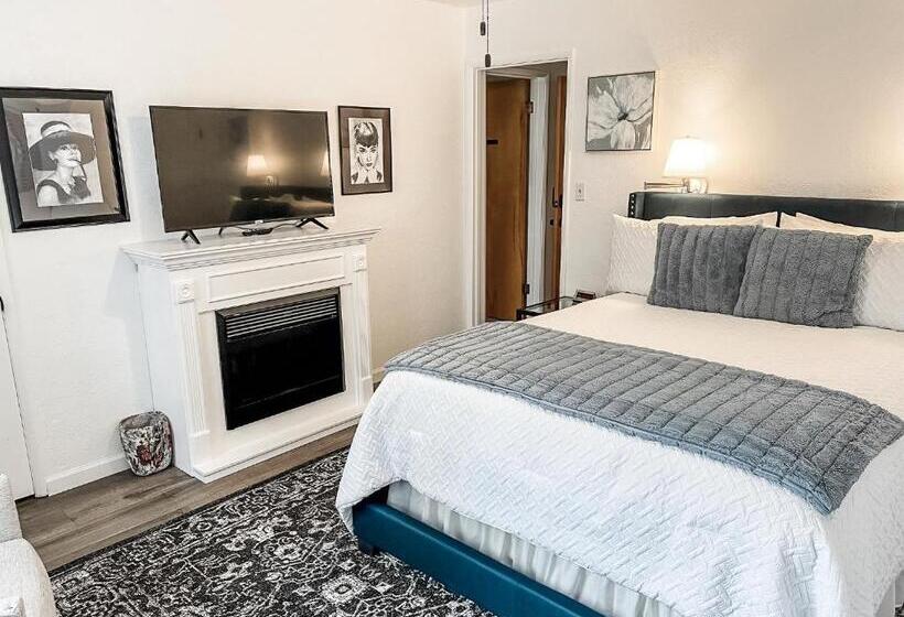 Номер Стандарт, Stahlecker House Inn