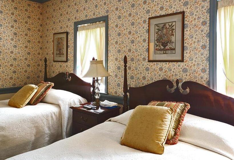 4인용 스탠다드 룸, Strasburg Village Inn