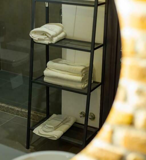 家庭间, Barba Boutique