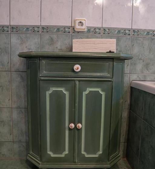 اتاق لوکس, F57   Frankó Családi Panzió
