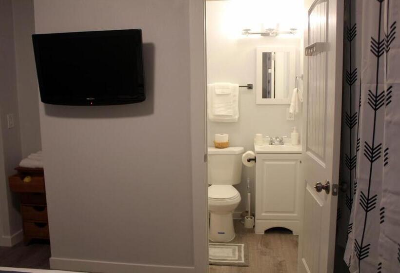 Standard Room, Rainier Guesthouse