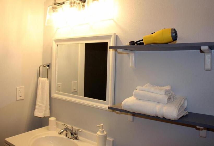 Четырехместный Номер Стандарт, Rainier Guesthouse