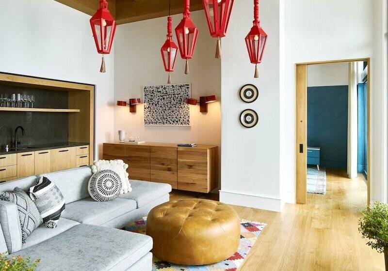스위트 킹사이즈 침대, Virgin Hotels Nashville