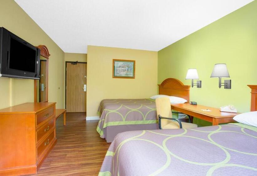 חדר סטנדרט שתי מיטות זוגיות, Super 8 Gainesville I 75 Hospital University Area
